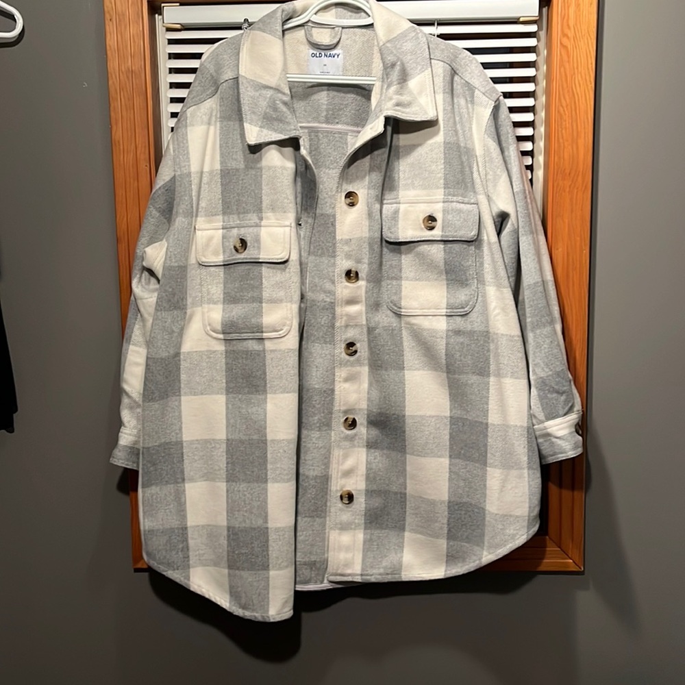 Gray and white Womens Shacket